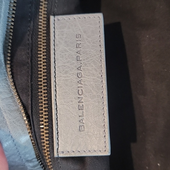 Women’s luxury Balenciaga Limited Edition Authentic  reposhing  yescandoit - Picture 3 of 13